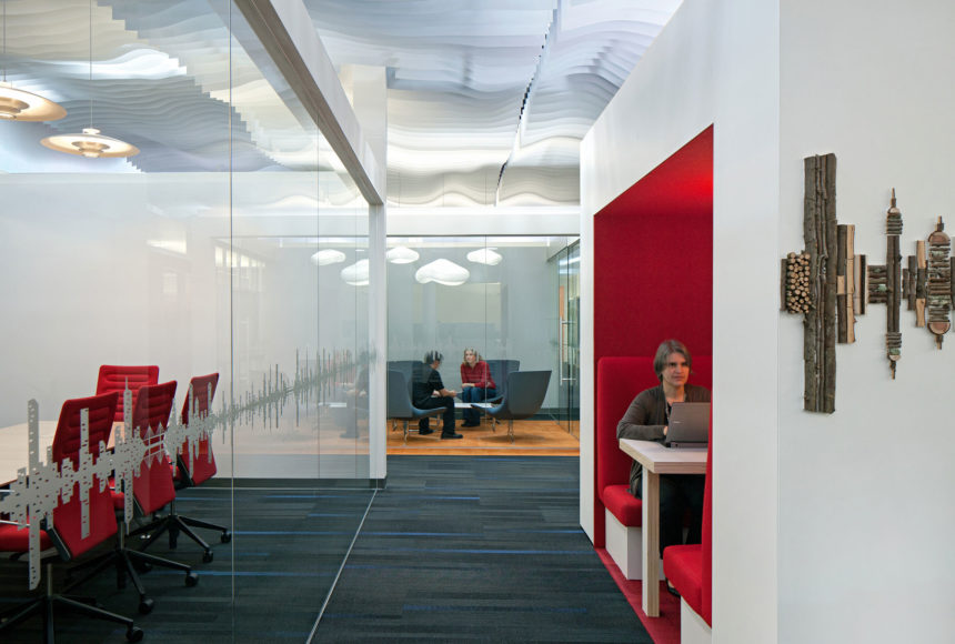 Arktura Atmosphera® Analog 3D installed in office