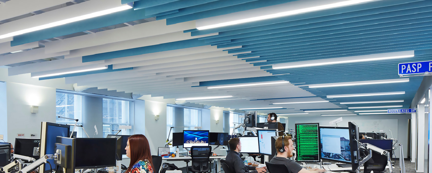 Arktura Atmosphera® Analog installed in office