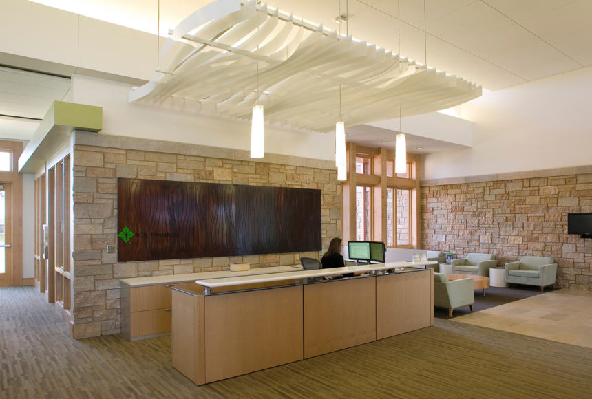 Arktura Atmosphera® Contour installed in lobby