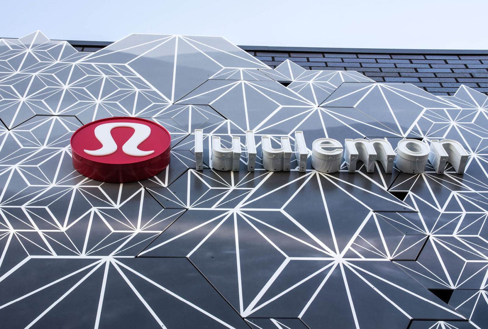 Close up of Arktura Solutions Studio geometric exterior facade for Lululemon